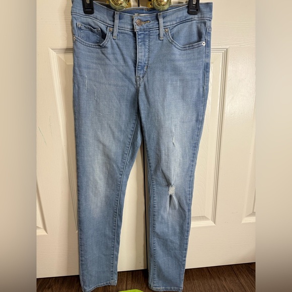 Levi's Denim - Levi's 311 Shaping Skinny Jeans Women's 28 Light Wash Stretch‎ Slim Fit Denim